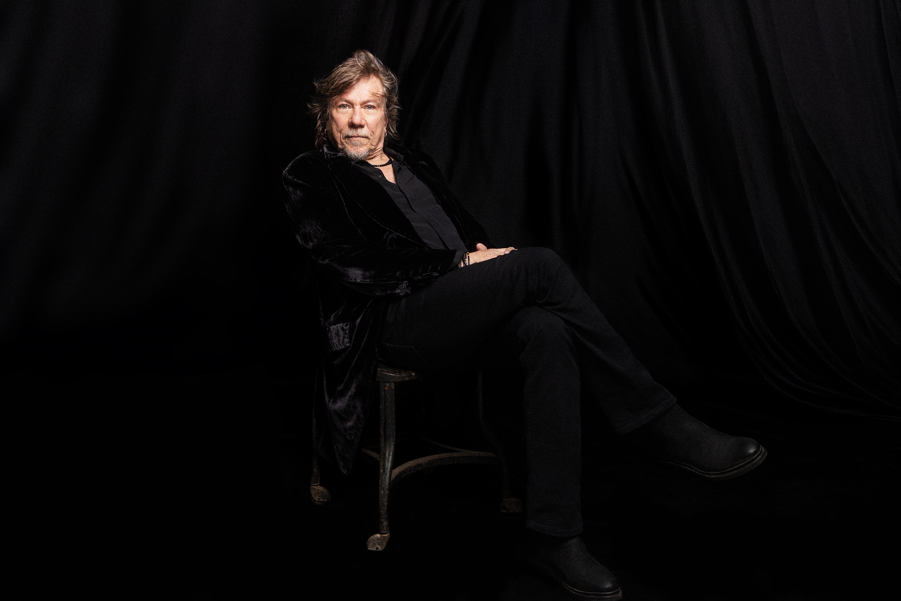 Lenine personifica no magnífico álbum ‘Eita’ um ‘leão do Norte’ na melhor das formas, à espera de tempo iluminado