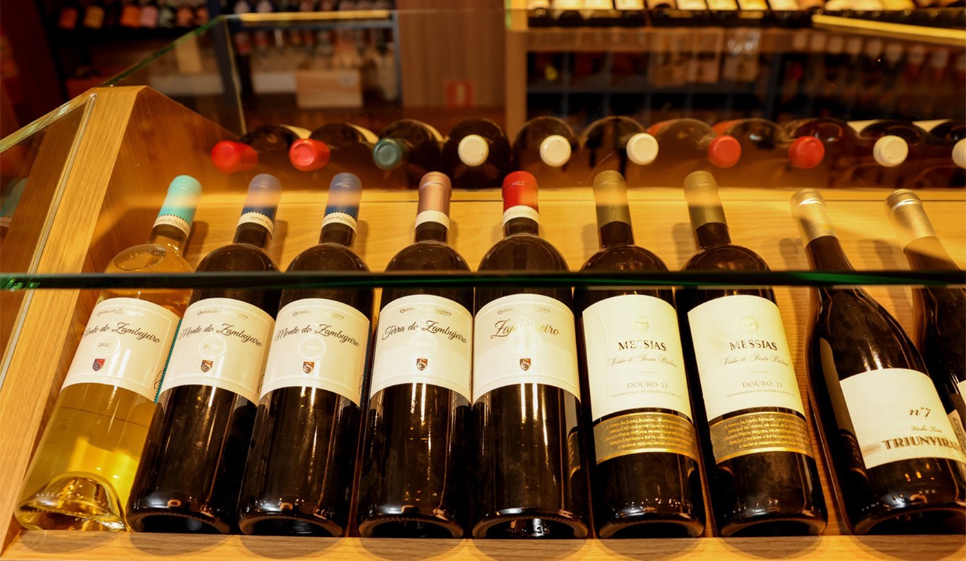 Qual uva ou país devo escolher quando vou comprar um vinho?