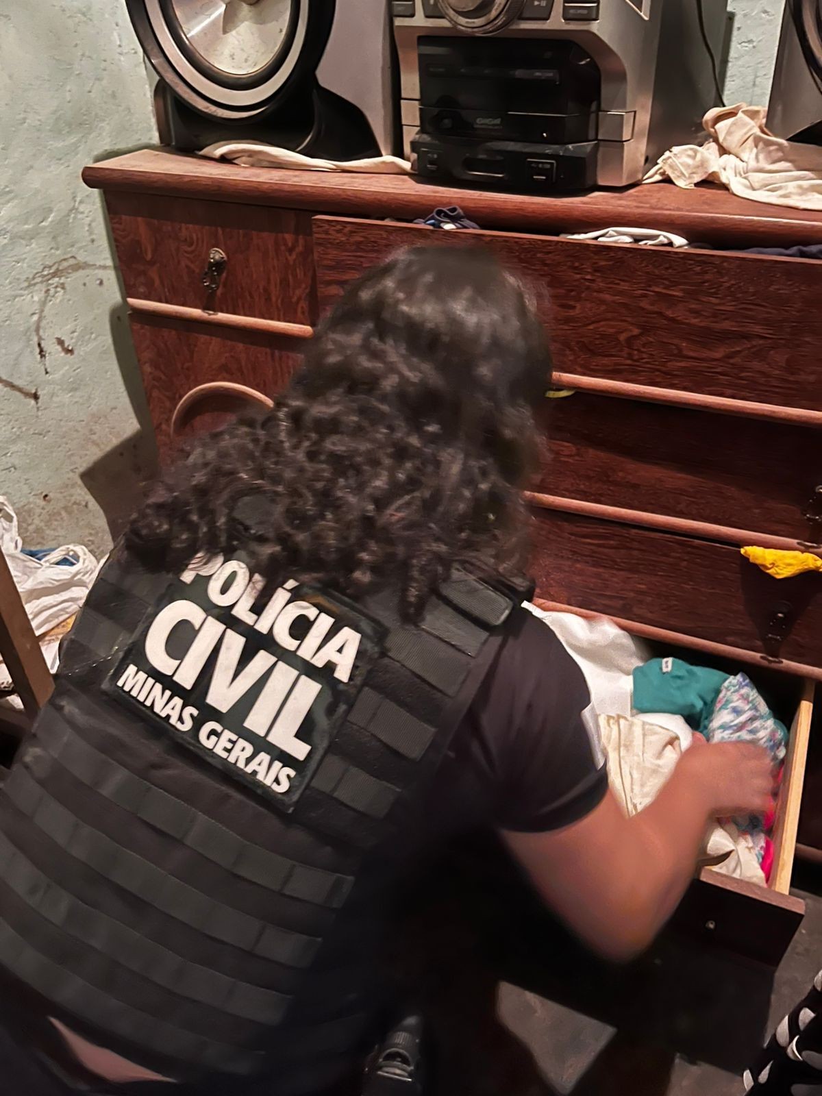 Investigado por filmar mulher nua dormindo e compartilhar vídeo em redes sociais é alvo de operação