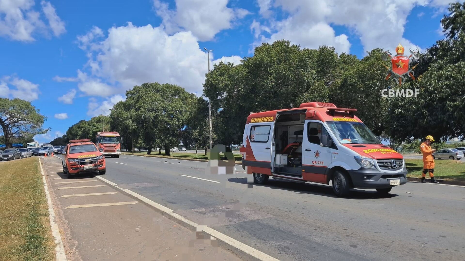 Homem morre após ser atropelado na Epia Norte, em Brasília