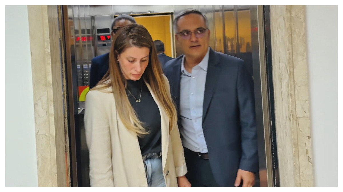 Prefeito de São Bernardo do Campo alvo da PF tem 1° dia oficial de trabalho após ser reconduzido ao cargo pelo STJ