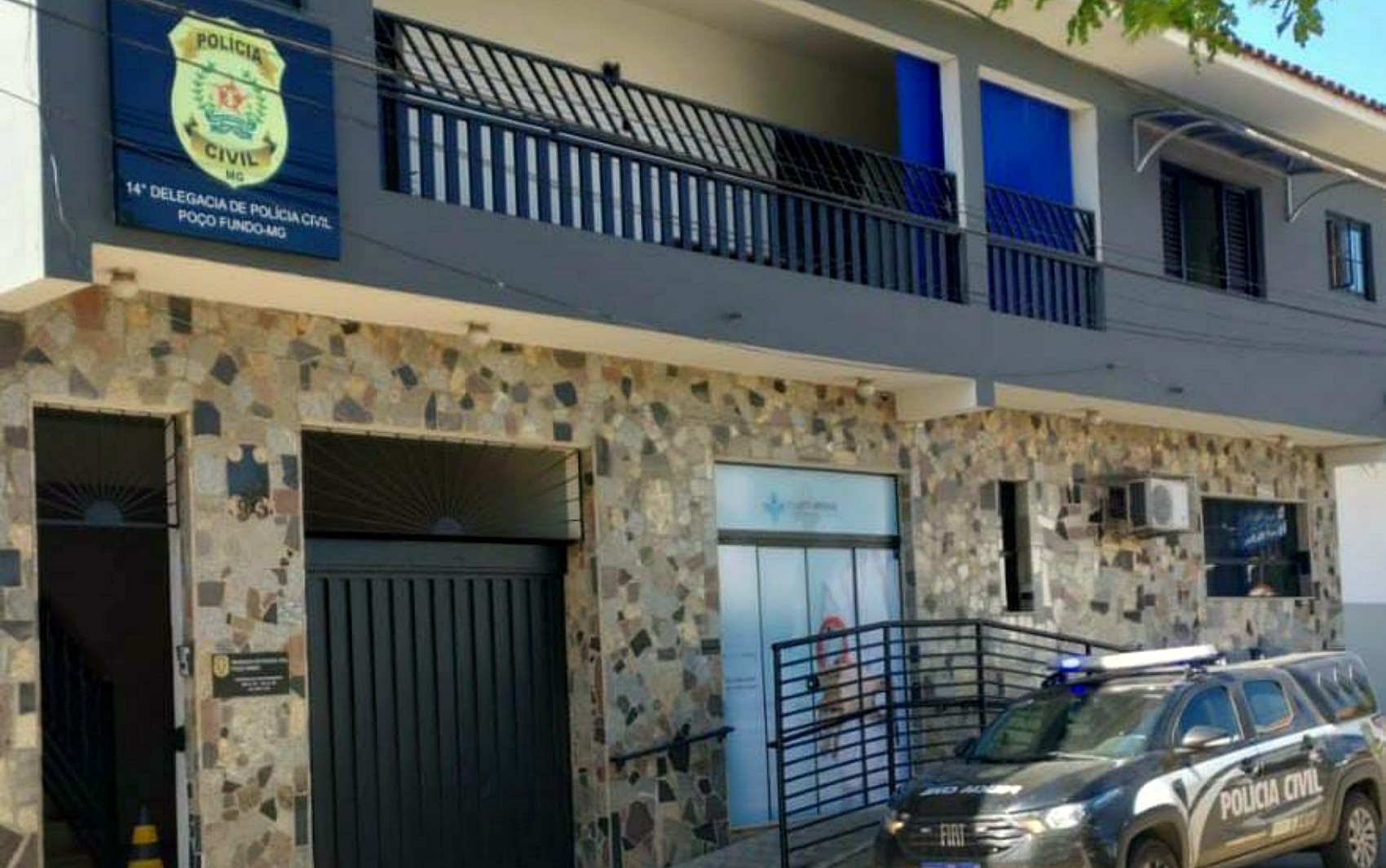Homem é preso em Poço Fundo por agredir ex-namorada e descumprir medida protetiva