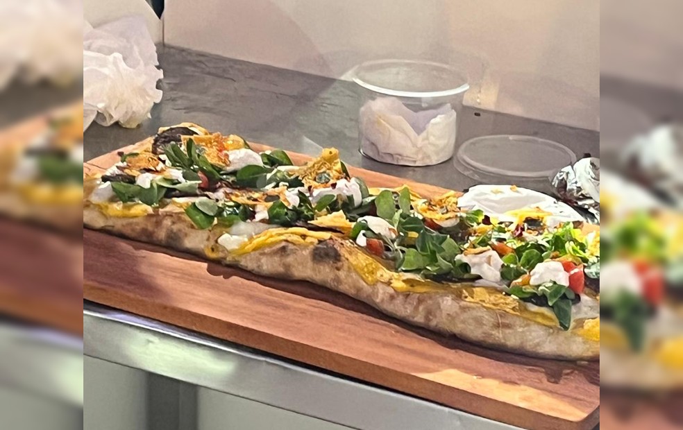 Pizza Romana in Pala feita por moradora de Marília (SP) em concurso internacional na Itália — Foto: Arquivo Pessoal