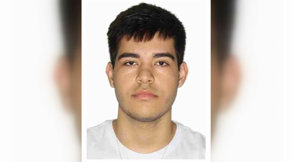 Pedro Appel, de 19 anos, dirigia o carro envolvido no acidente que matou mulher de 46 anos em Passos, MG — Foto: Reprodução/EPTV