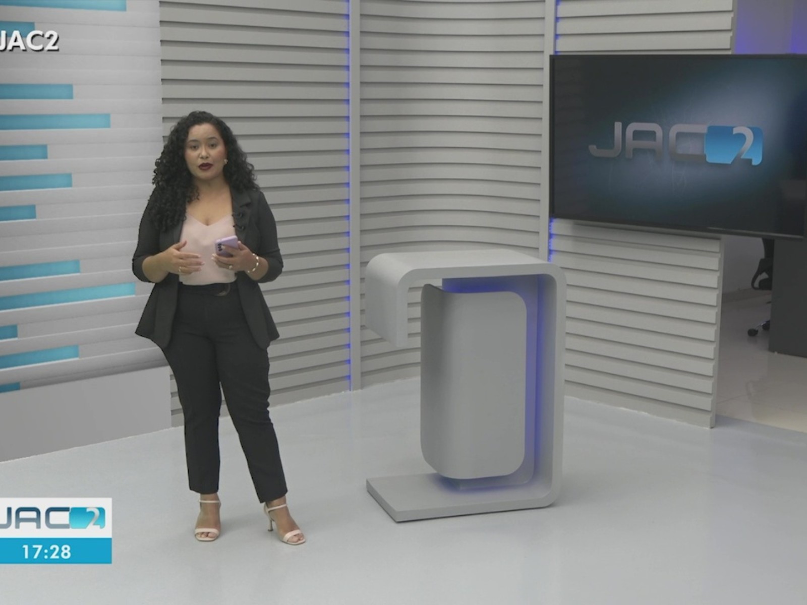 AO VIVO: Assista ao JAC com Quésia Melo