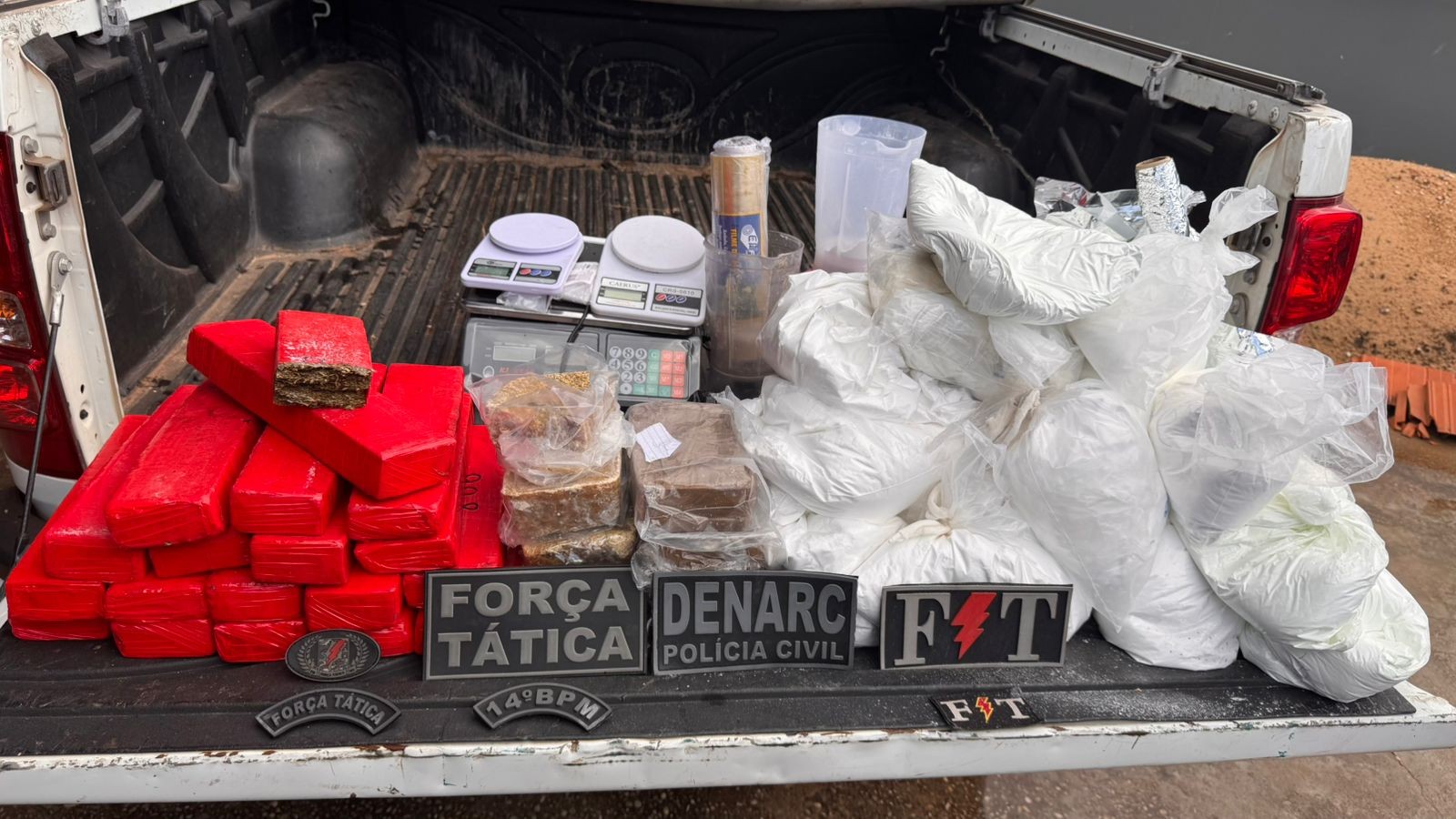 Mulher é presa com quase 48 kg de drogas em casa usada como laboratório de entorpecentes em Imperatriz