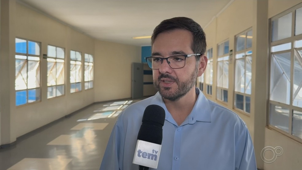 Renato Ferrari diz que demanda do HR aumenta no início da manhã e no fim da tarde — Foto: TV TEM/Reprodução