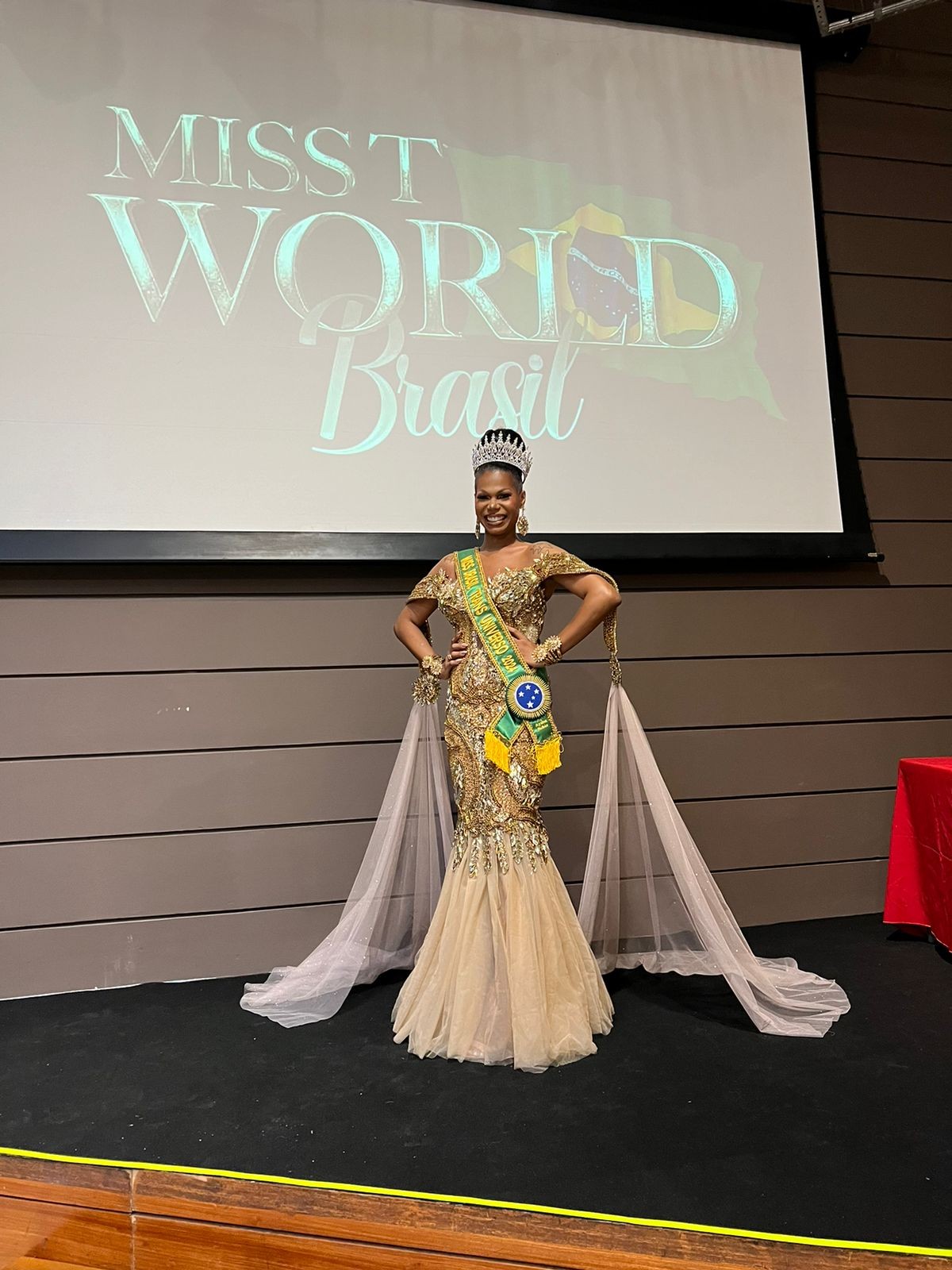 Capixaba é eleita Miss Brasil Trans 2024 e agora mira competição  internacional na Colômbia | Rádio FÉ e VITÓRIA