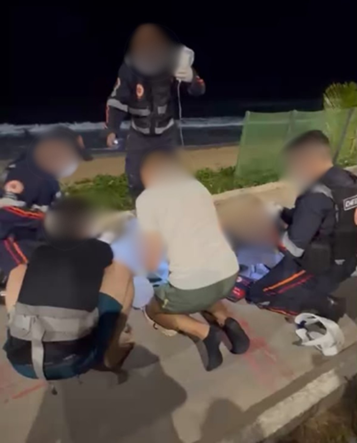 Idoso sofre traumatismo craniano após cair de patinete elétrico na orla de Maceió
