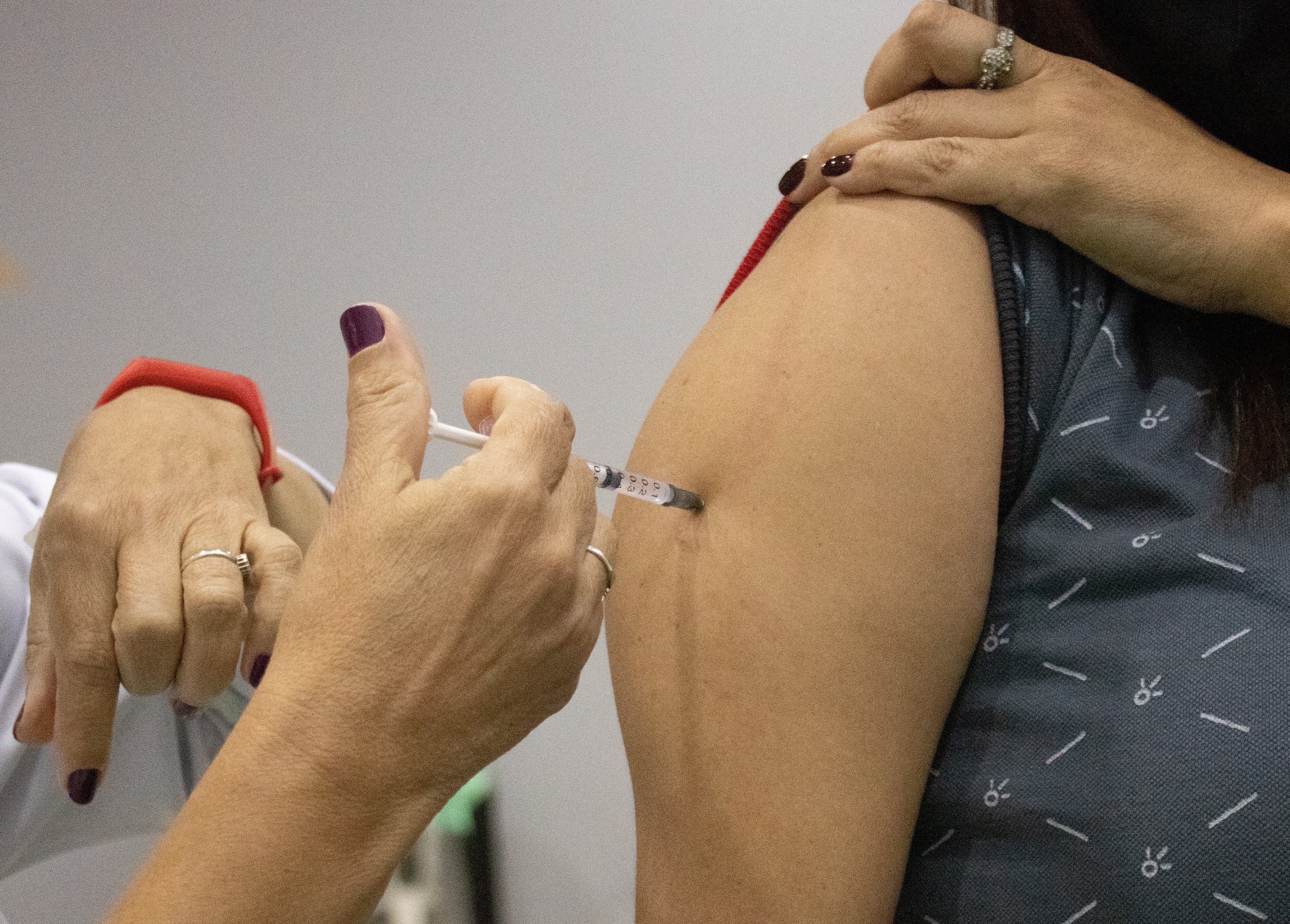 São Vicente, SP, começa amplia vacinação contra a gripe; confira quem está no grupo prioritário 