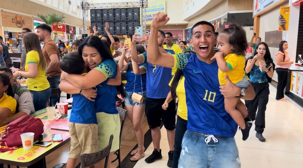 Onde assistir aos jogos do Brasil na Copa do Mundo em Campo Grande? - PP