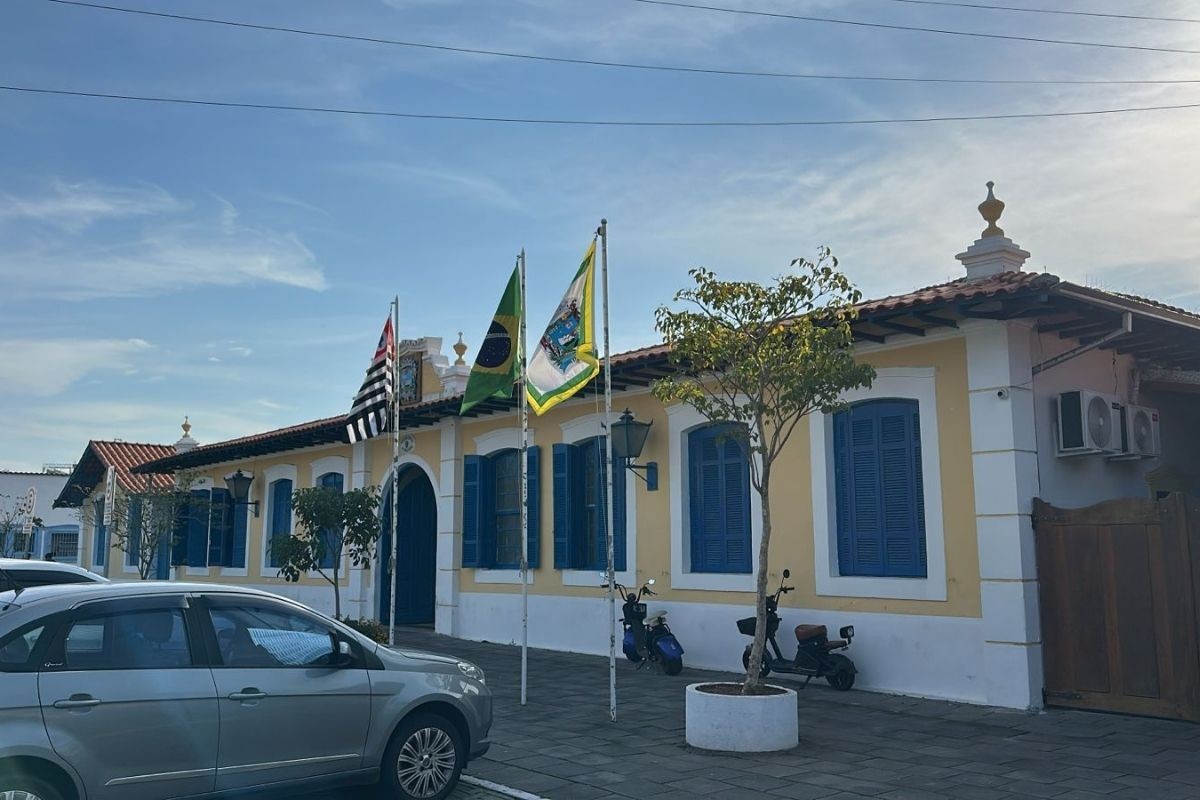 Policial civil preso por suspeita de cobrar propina para liberar cargas ilegais ocupou cargo na Prefeitura de São Sebastião