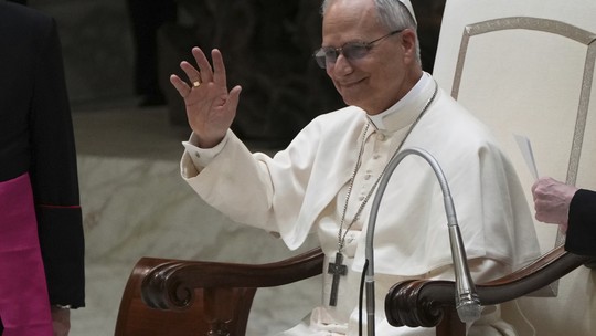 Zelensky, JD Vance e Alckmin participam da missa inaugural do papa Leão XIV neste domingo