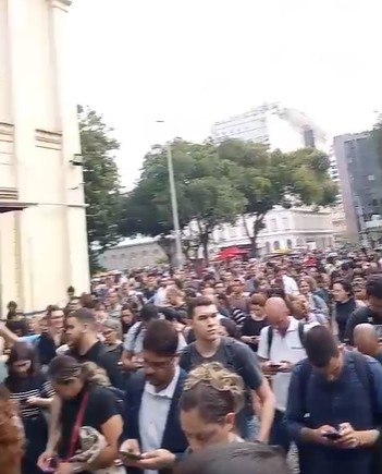 Megaoperação: com transtornos em vias de vários bairros, volta para casa tem filas em trens, barcas, metrô e pontos de ônibus