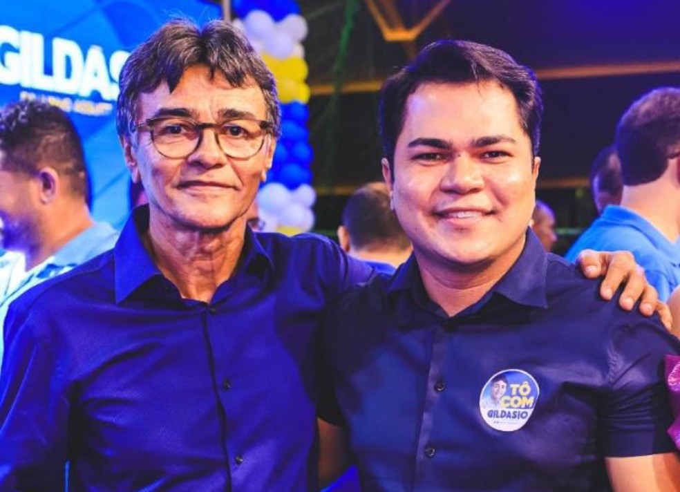 Gildásio Mendes (PSD) e Tacinho Mendes (PP), pai e filho, respectivamente, foram eleitos prefeitos em cidades da Bahia — Foto: Reprodução/Redes Sociais