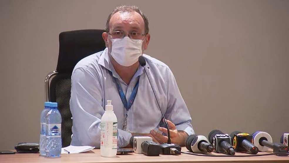 Maurício Lacerda Nogueira durante entrevista coletiva em Rio Preto  — Foto: Reprodução/TV TEM 