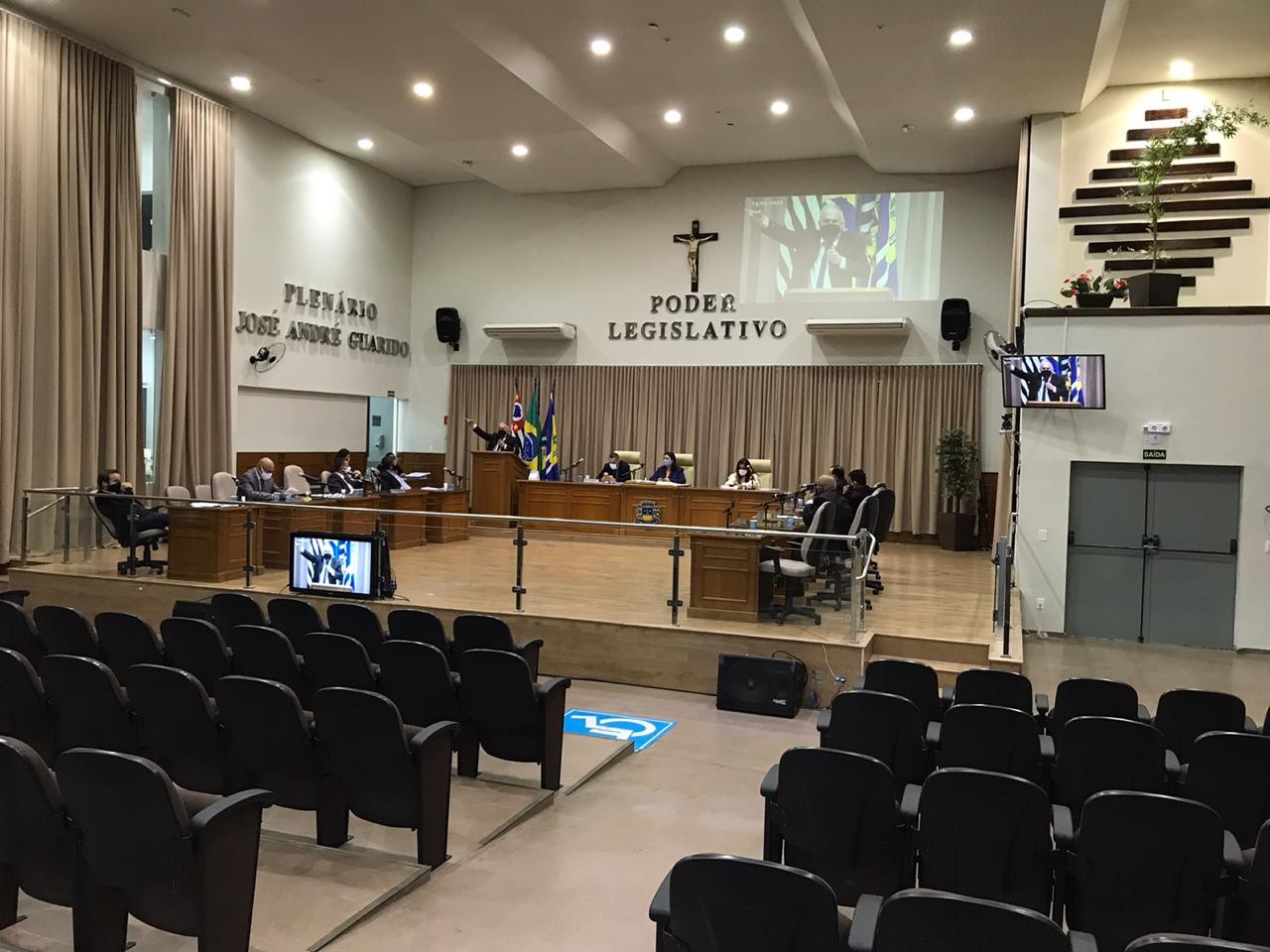 Câmara de Agudos aprova abertura de CEI para investigar se secretário municipal usou recursos públicos para abastecer carros particulares