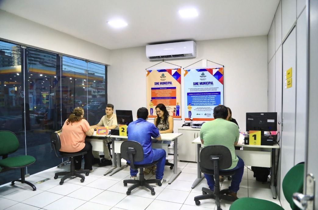 Em busca de emprego? Confira 1.338 oportunidades abertas em Fortaleza