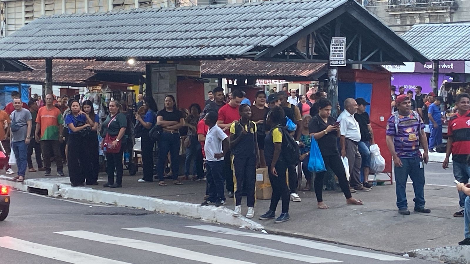 Greve de ônibus suspende aulas em universidades públicas de Manaus