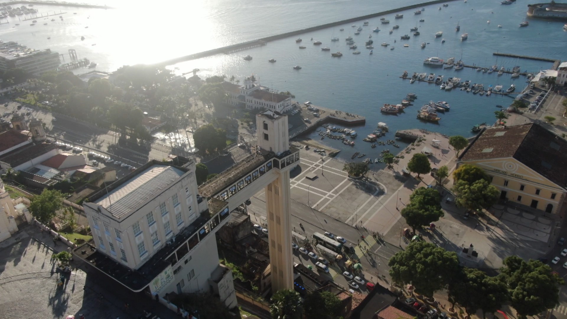 Festival que celebra aniversário de Salvador provoca alterações no trânsito; confira mudanças