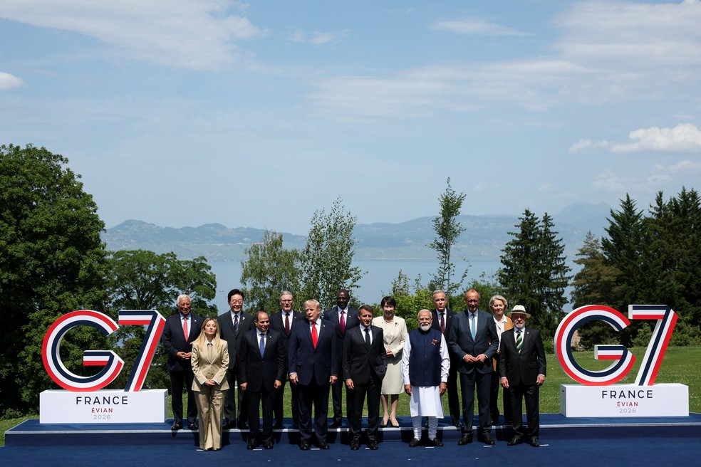Foto de família da cúpula do G7 em Evián, na França, em 16 de junho de 2026. — Foto: Evelyn Hockstein/ Reuters