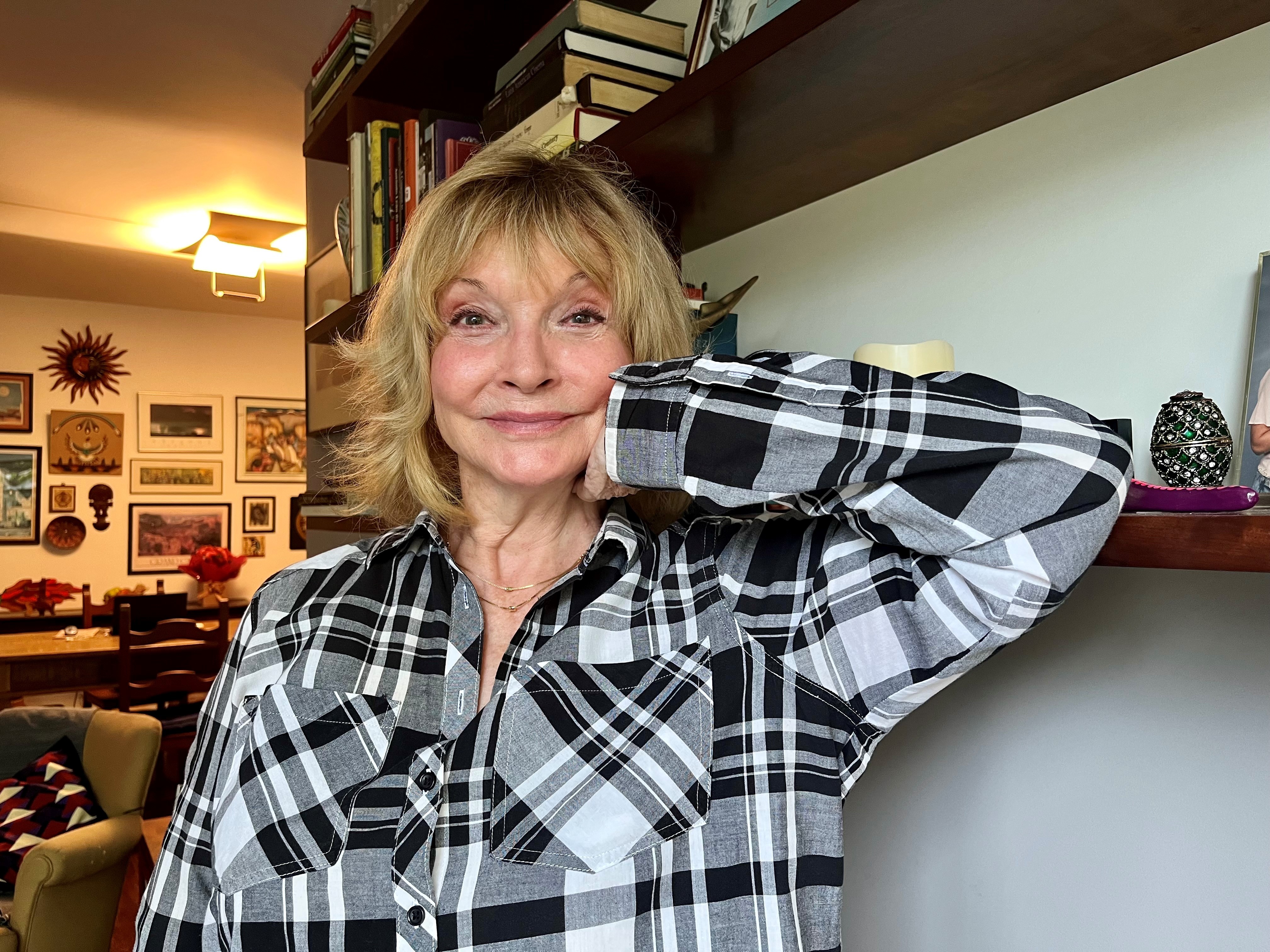 Kate Lyra vai muito além de um bordão