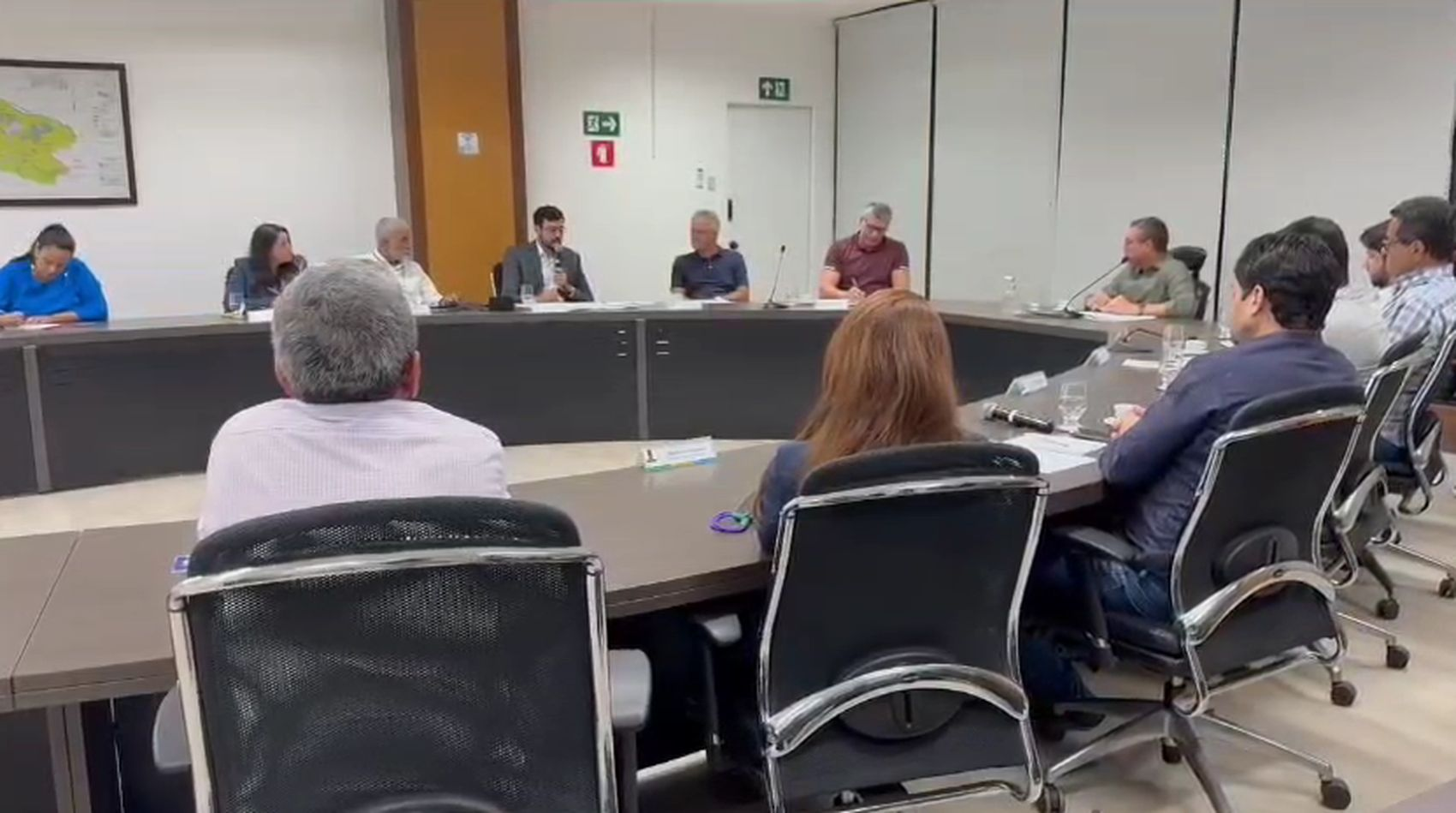 Encontro entre representantes do governo e da Iguá debate serviços de distribuição de água e tratamento de esgoto em Sergipe