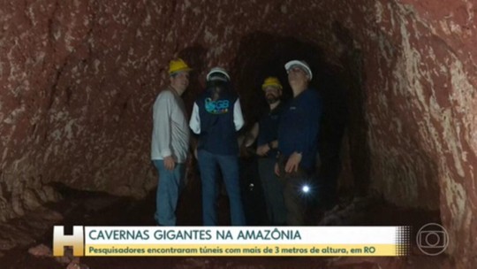 Pesquisadores encontram túneis de mais de 3m de altura em Rondônia; estudos indicam que teriam sido feitos por animais há milhares de anos - Programa: Jornal Hoje 