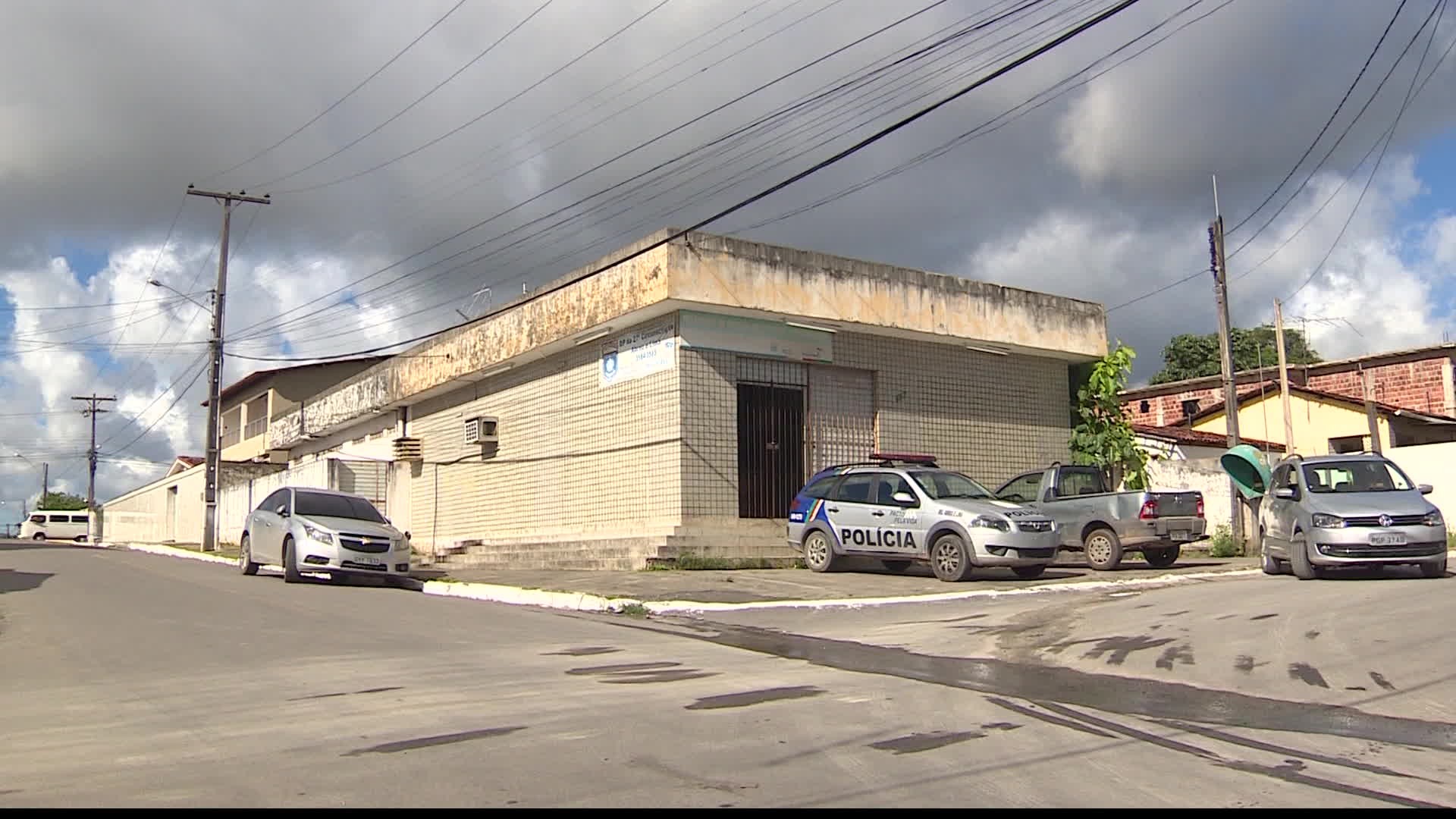 Polícia prende suspeito de atirar em jovens em espetinho; uma das vítimas morreu ao tentar salvar amigo ferido