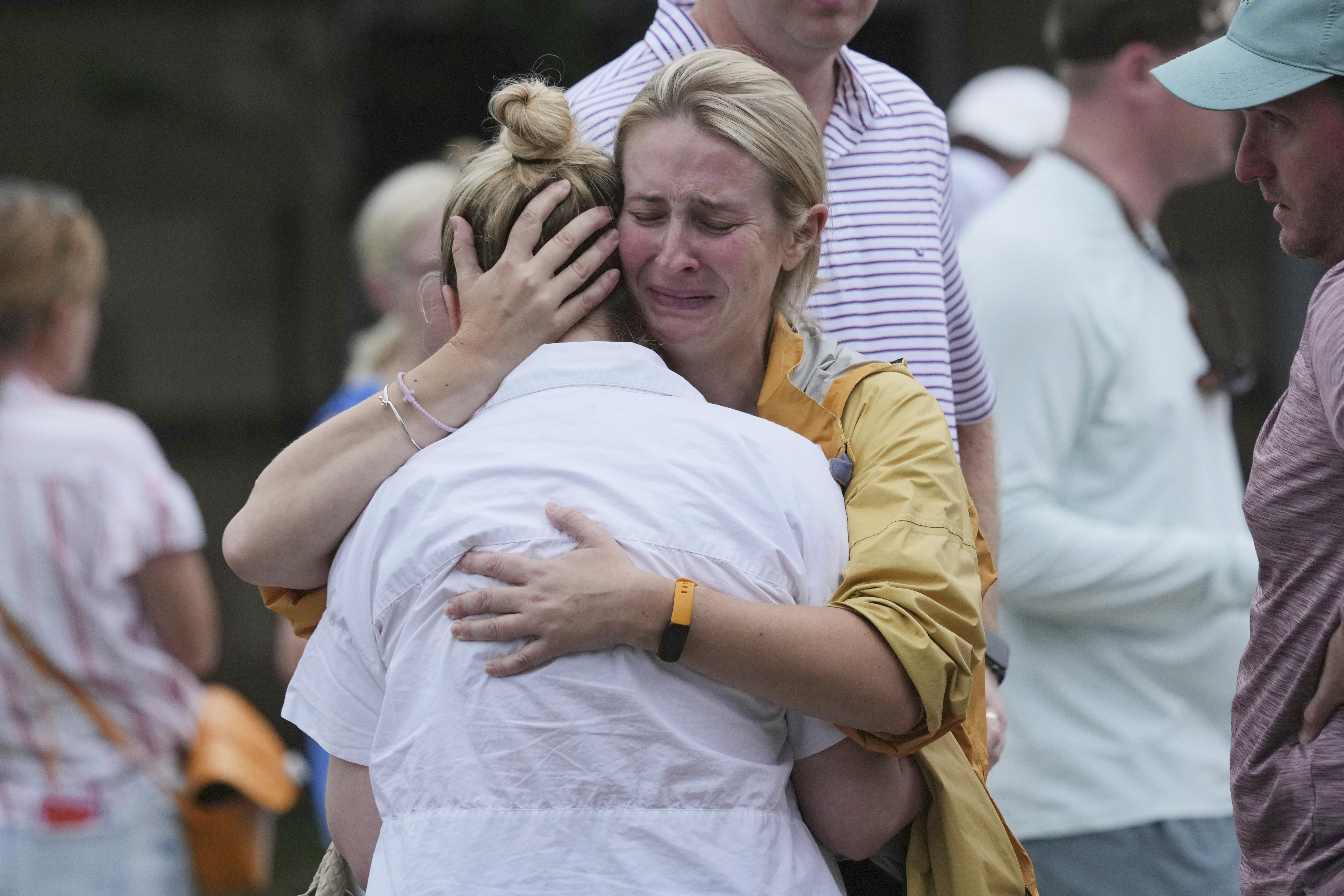 Buscas por 27 meninas desaparecidas após enchente no Texas seguem neste domingo; incidente deixa 52 mortos