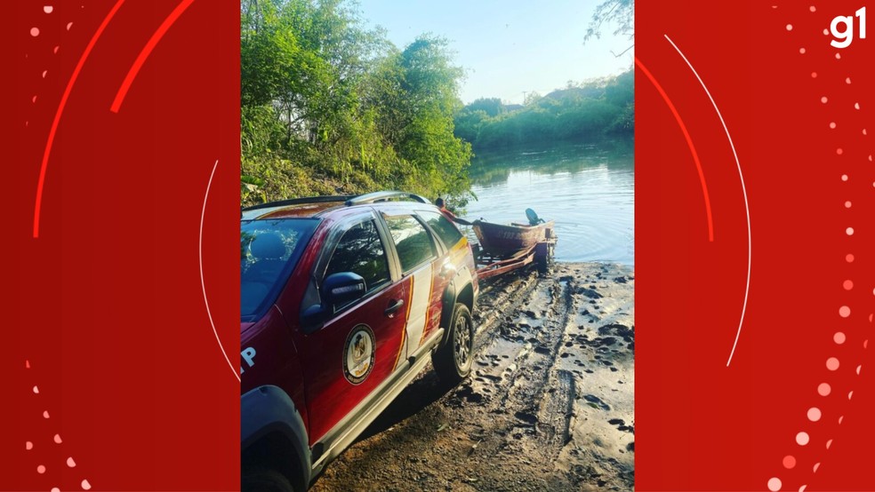 Bombeiros fazem buscas por adolescente que desapareceu em So Sebastio do Ca — Foto: Corpo de Bombeiros Voluntrios/Divulgao