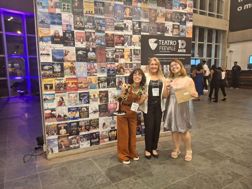 Na sexta-feira passada (25), os estudantes se apresentaram no Rio Grande do Sul, com direito ao segundo lugar de melhor projeto de química — Foto: Ana Paula Duarte/Arquivo pessoal