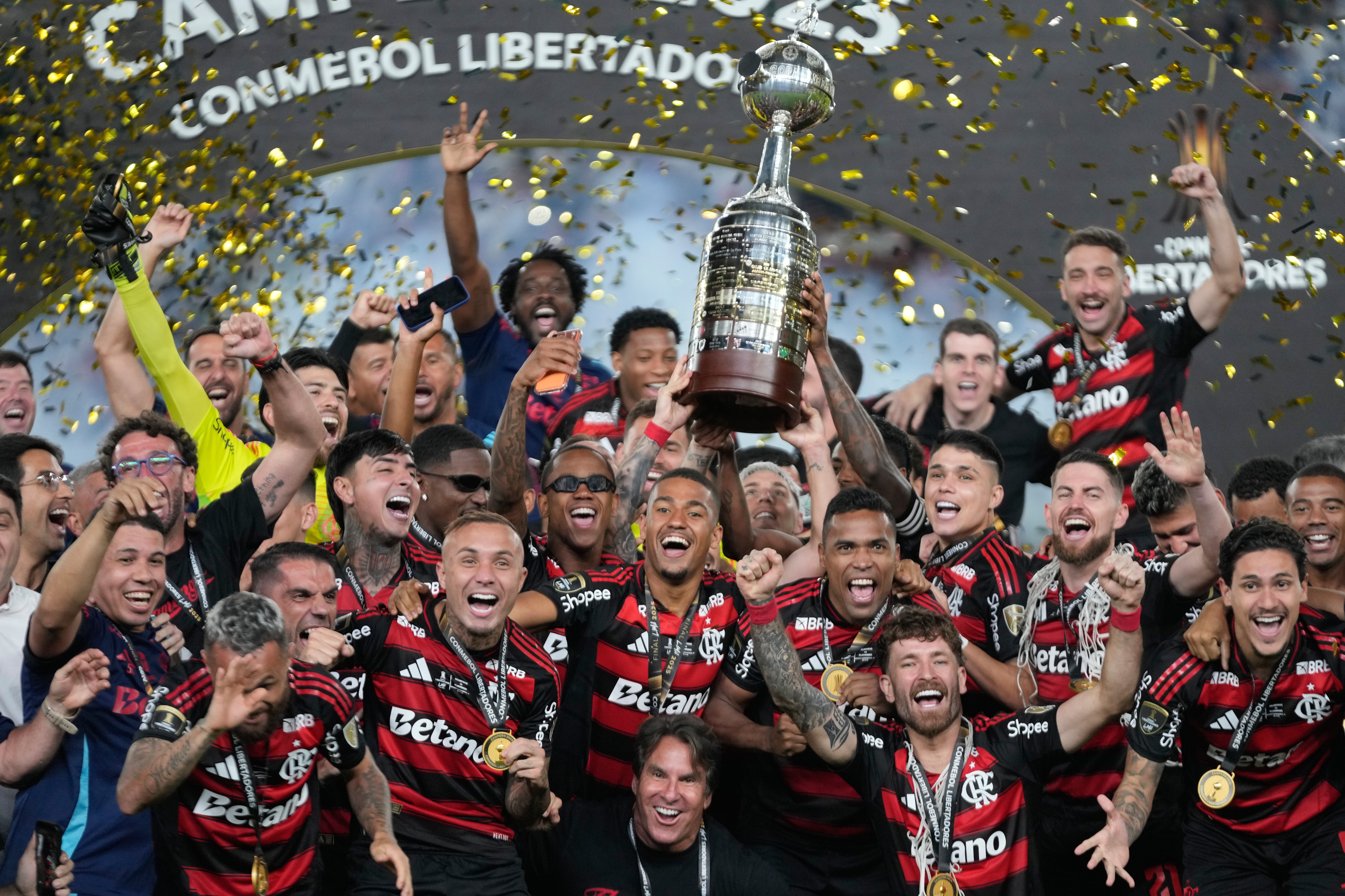 INFOGRÁFICO: Campeão brasileiro e da Libertadores, Flamengo tem maior patrocínio máster do país