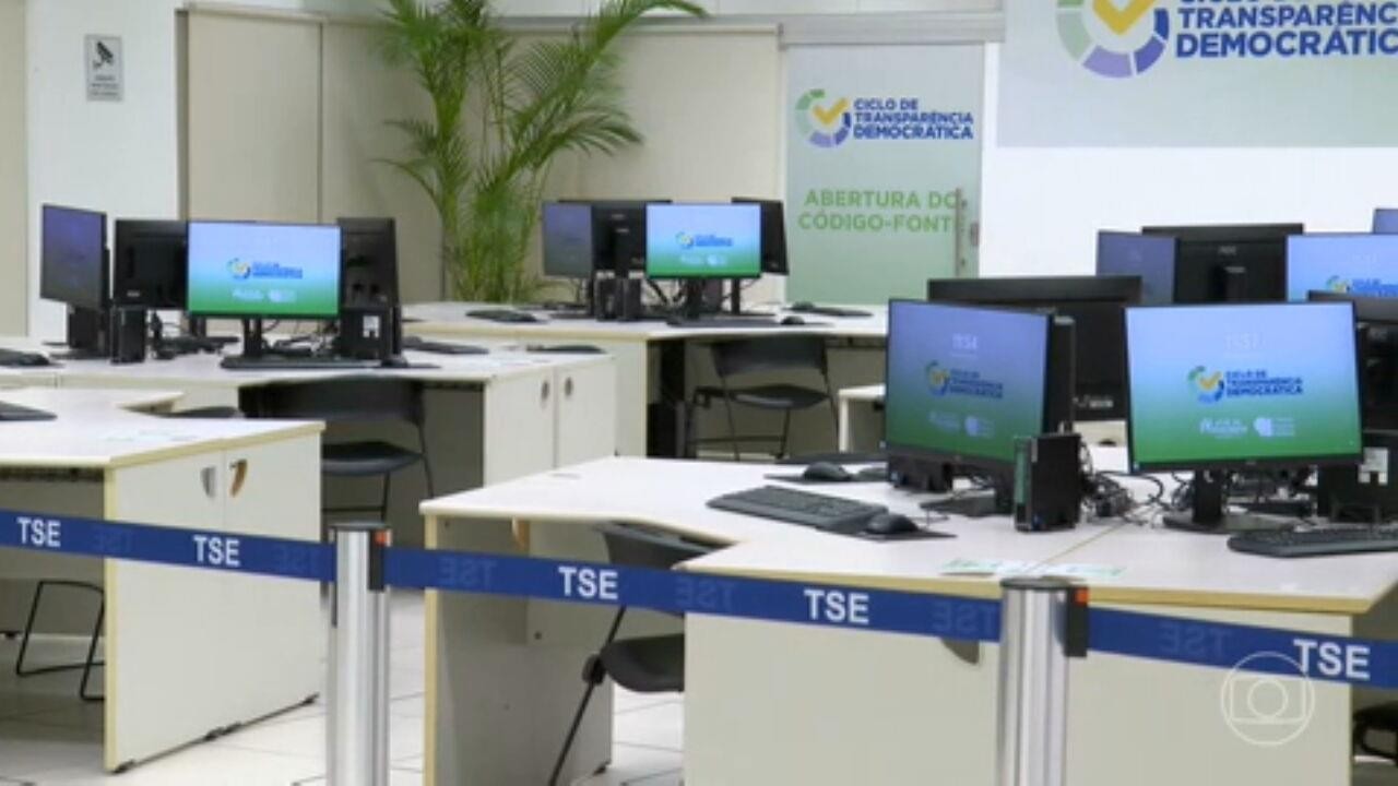 TSE faz cerimônia de abertura do código-fonte das unas eletrônicas para eleições de 2026