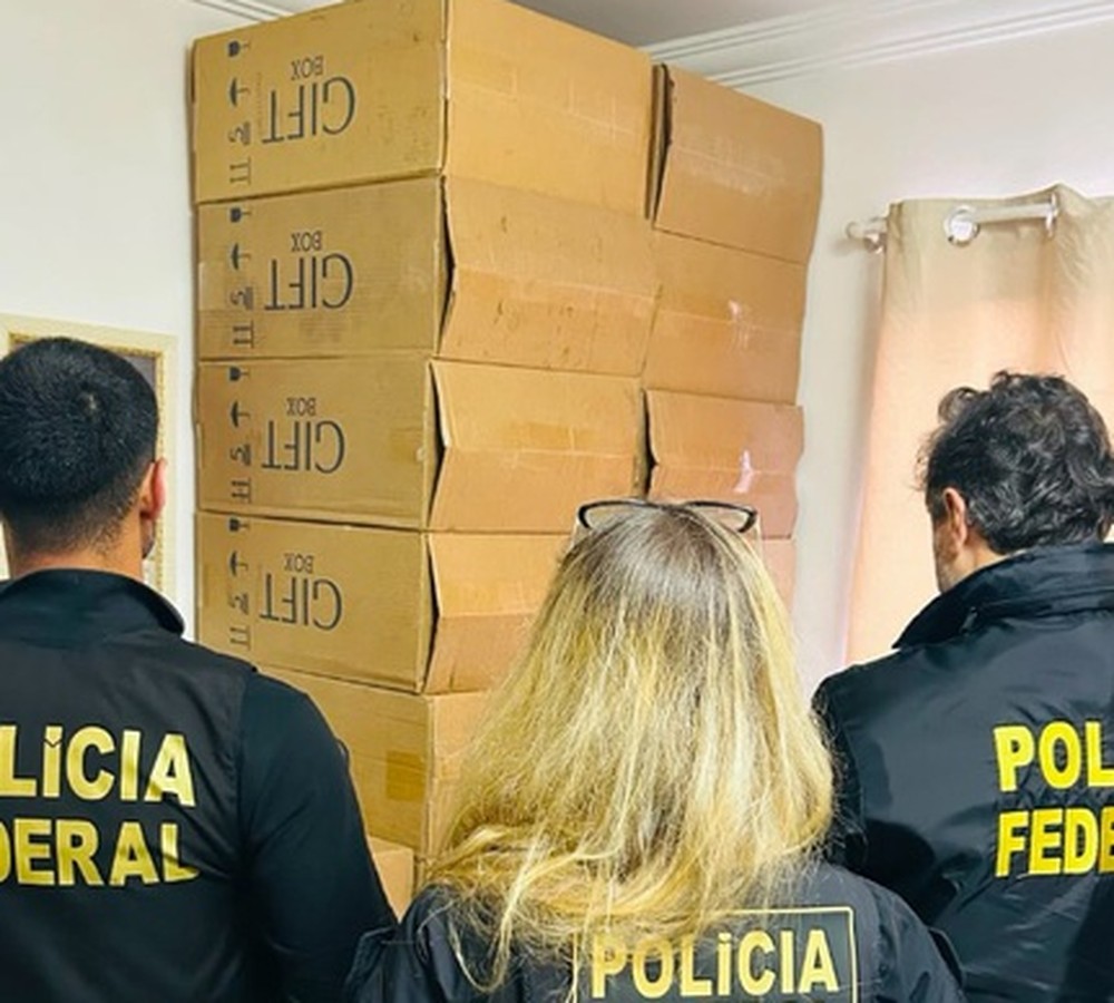 Polícia Federal deflagra operação para desarticular esquemas de importação e venda ilegal de cigarros