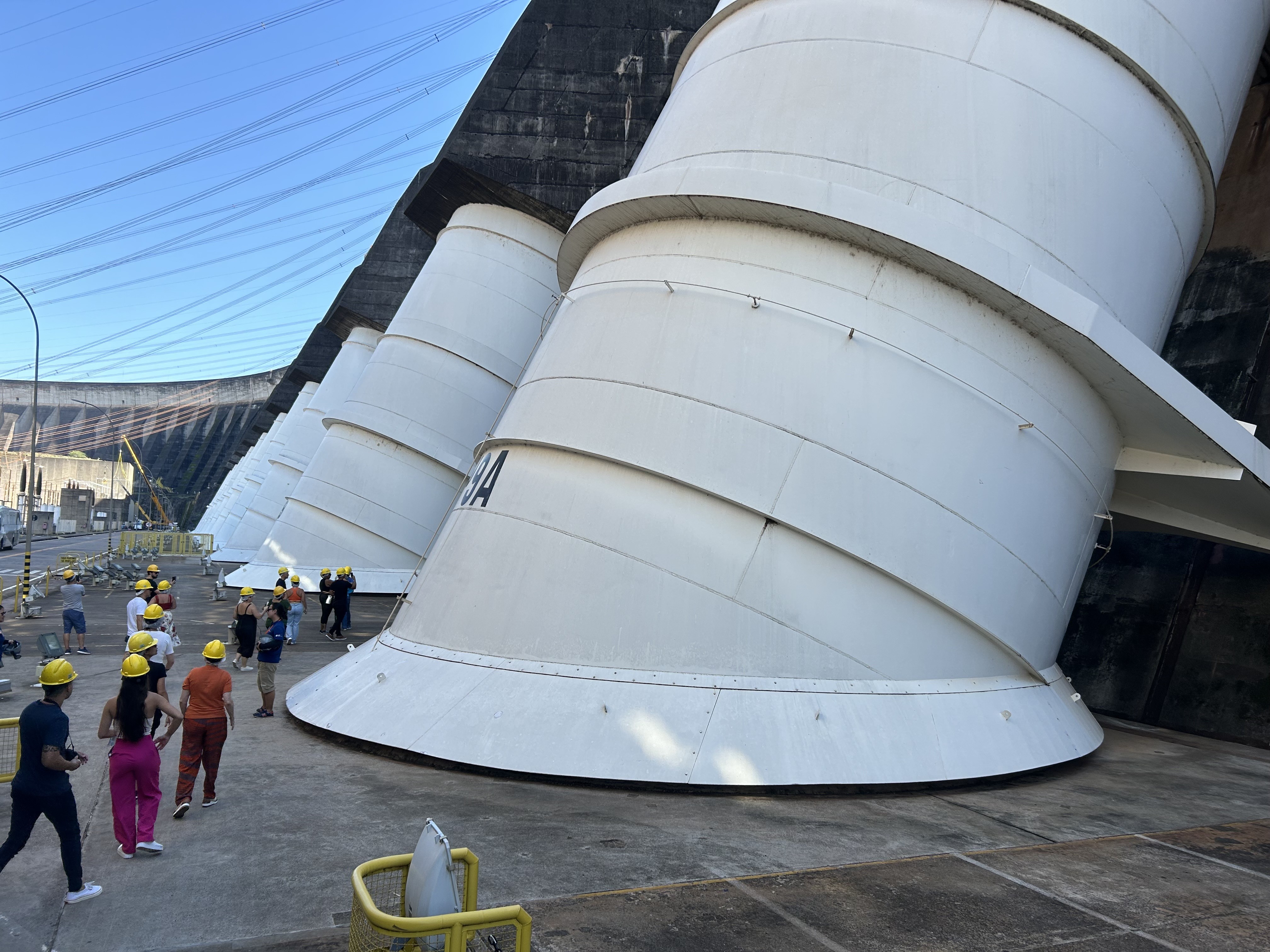 Itaipu: maior usina em geração de energia limpa do mundo completa 40 anos de operação; veja curiosidades