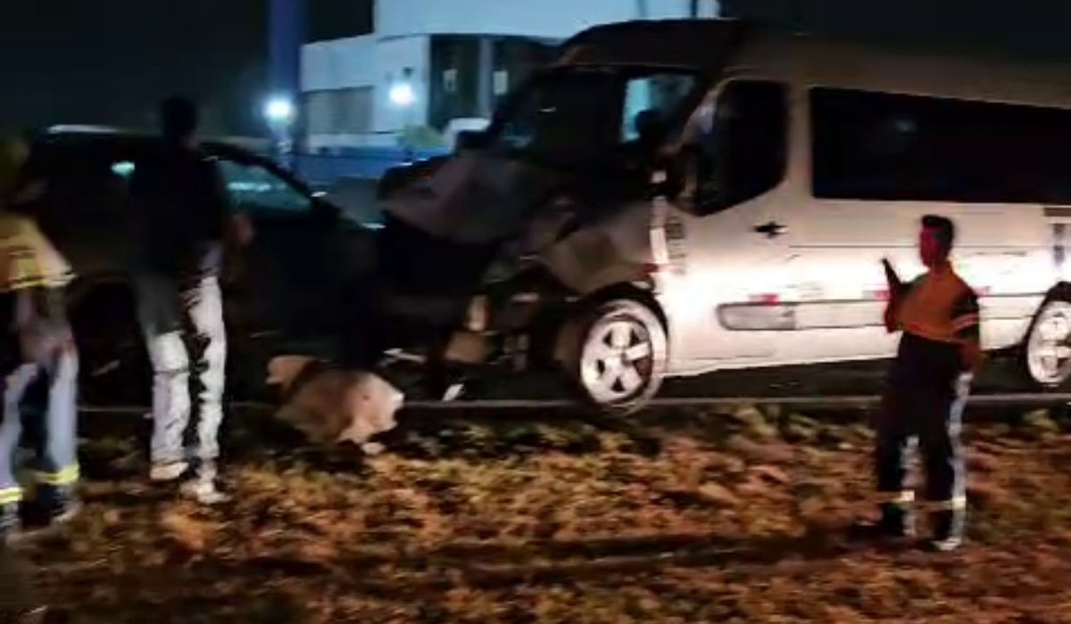 Engavetamento entre 9 veículos deixa um ferido na Rodovia Anhanguera, em Sumaré