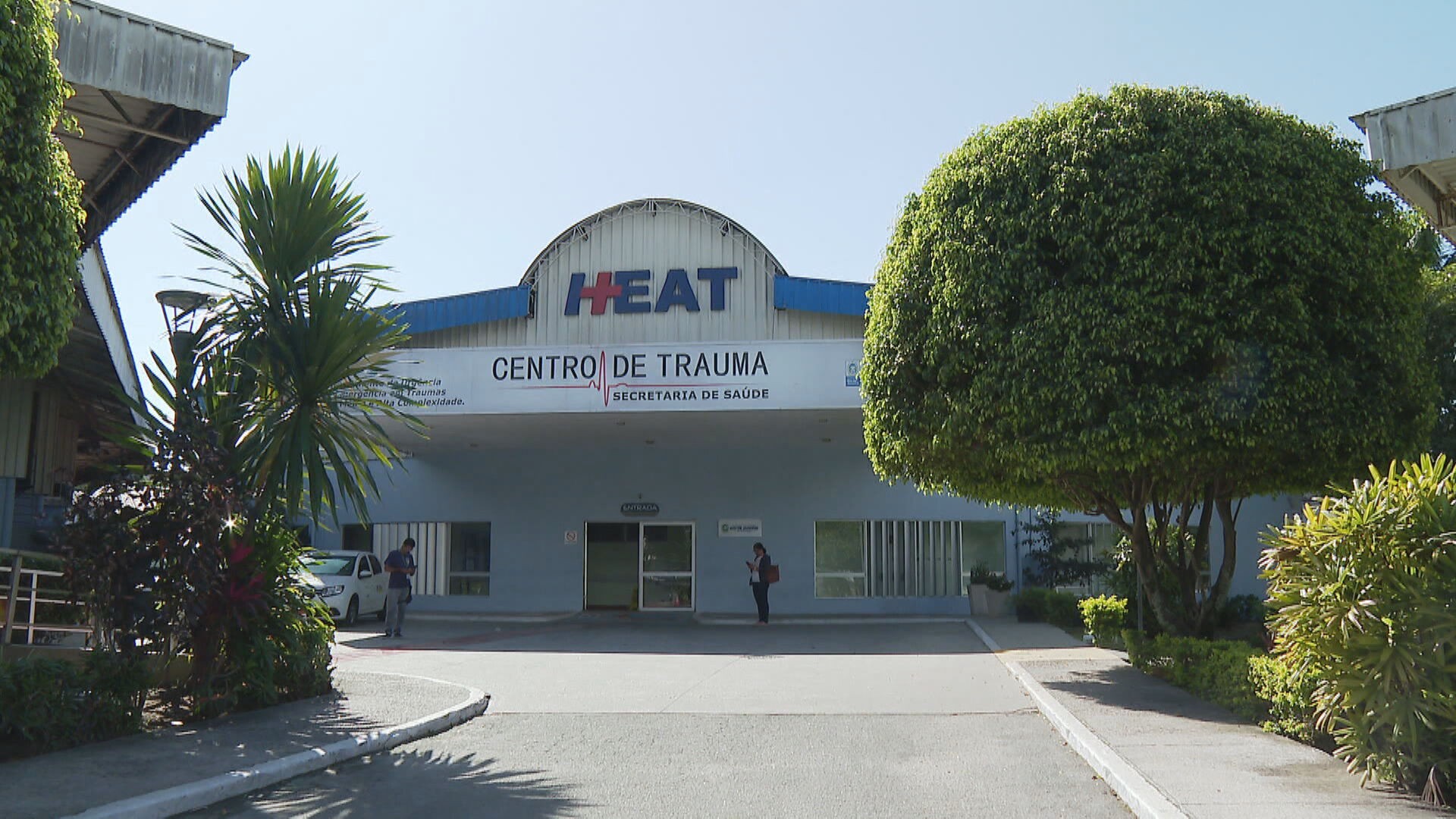 Mulher é baleada por criminosos ao entrar em comunidade em São Gonçalo e fica com bala alojada na coluna