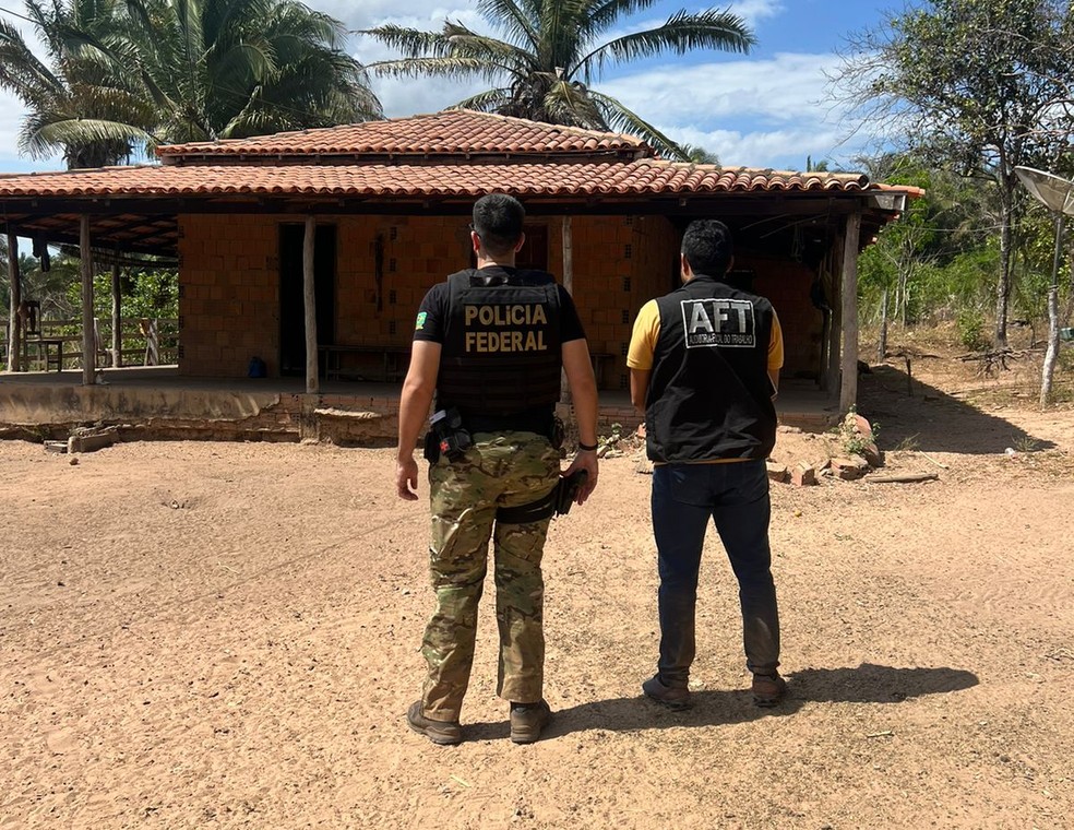 Polícia Federal resgata três trabalhadores submetidos a condições subumanas em Amarante do Maranhão — Foto: Divulgação/Polícia Federal
