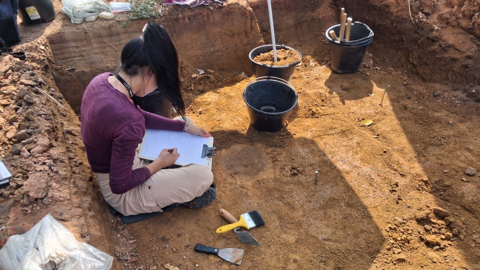 Obras em rodovia no Amapá revelam antigo cemitério indígena com urnas e ossos de até mil anos