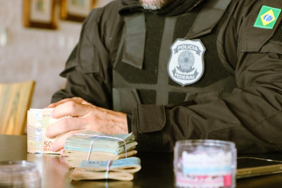 Objetos apreendidos durante Operação Indébito — Foto: Divulgação/PF