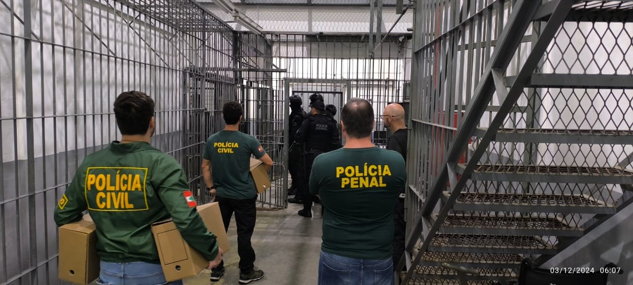 Advogados são alvos de operação contra crimes envolvendo organizações criminosas de SC