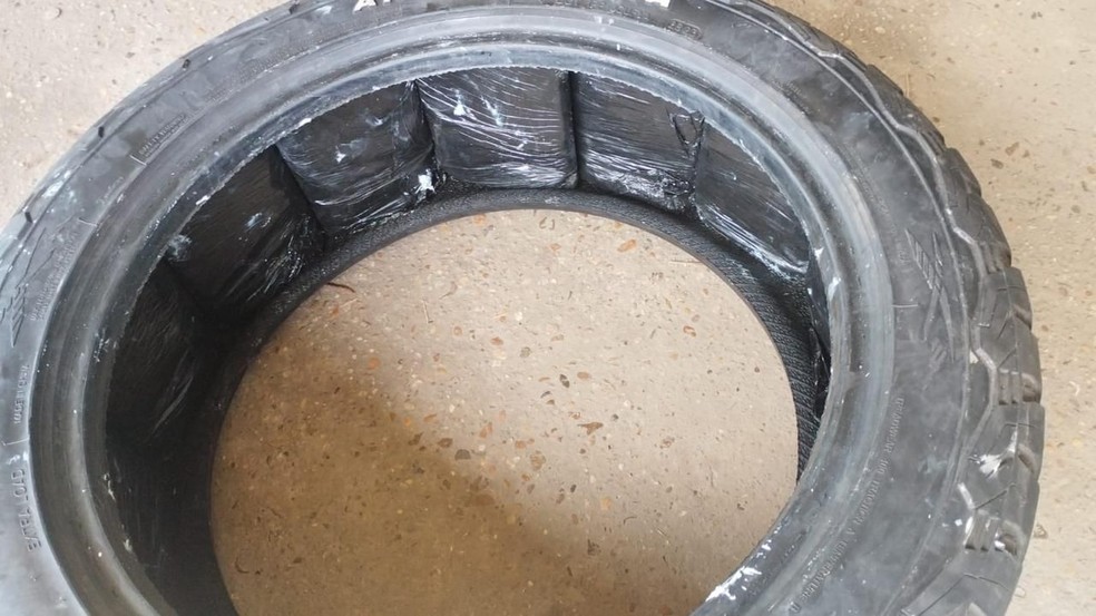 Mais de 200 kg de drogas são apreendidos após perseguição policial em Manaus. — Foto: Divulgação/Polícia Civil