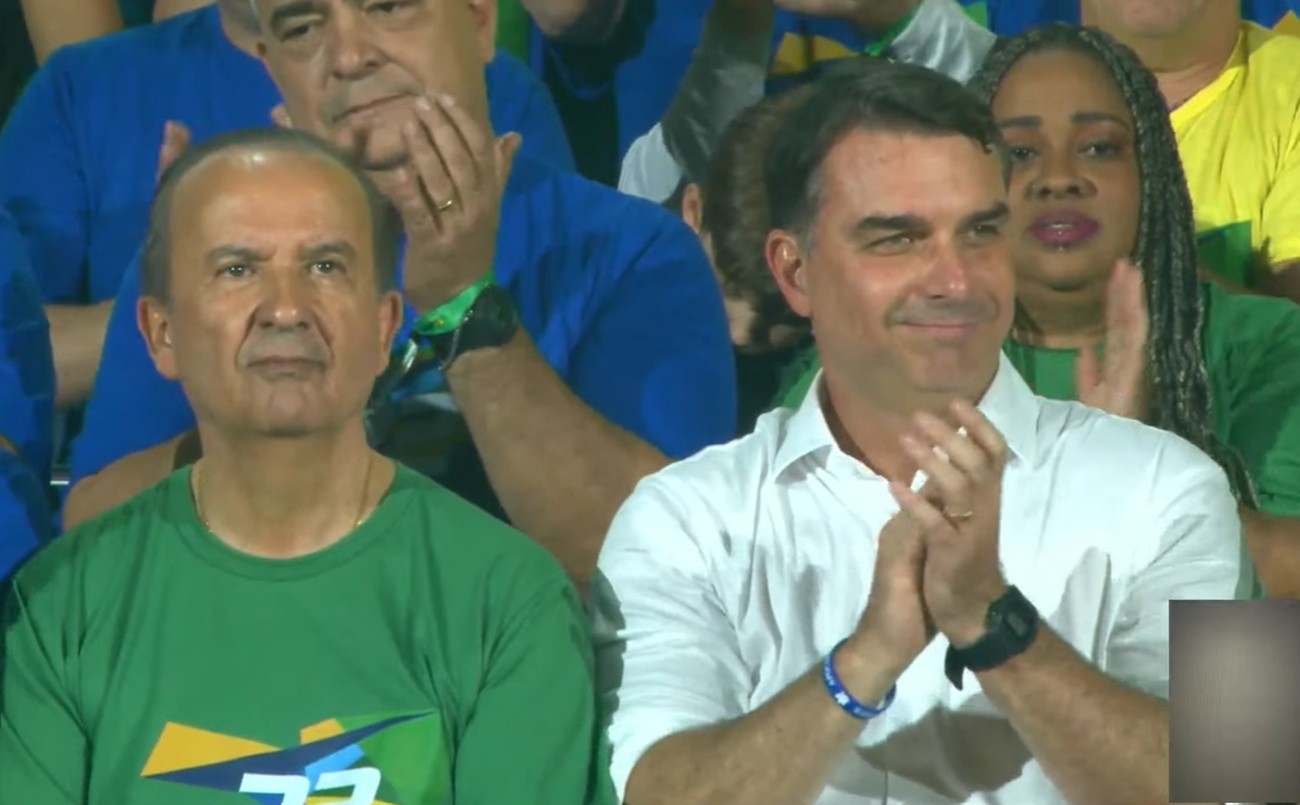 Com presença de Flávio, PL lança Jorginho Mello como candidato ao governo de Santa Catarina