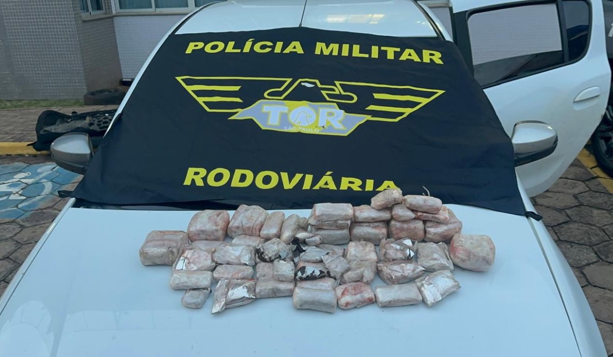 Motorista é preso com carga de 'haxixe marroquino' em lataria de carro no interior de SP