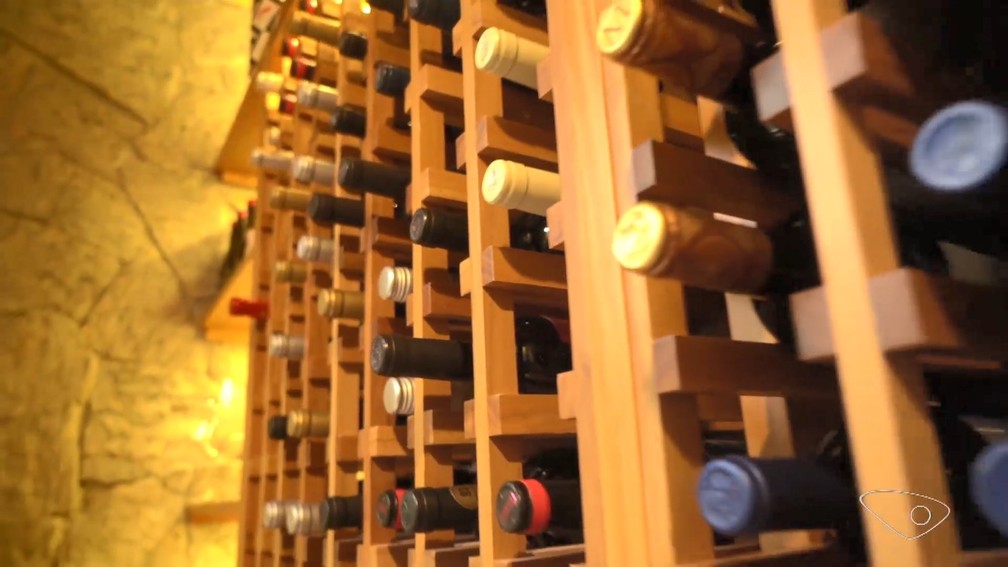 Palestras tem sido dadas para produtores em Santa Teresa para aperfeiçoar produções de vinho — Foto: Reprodução/TV Gazeta