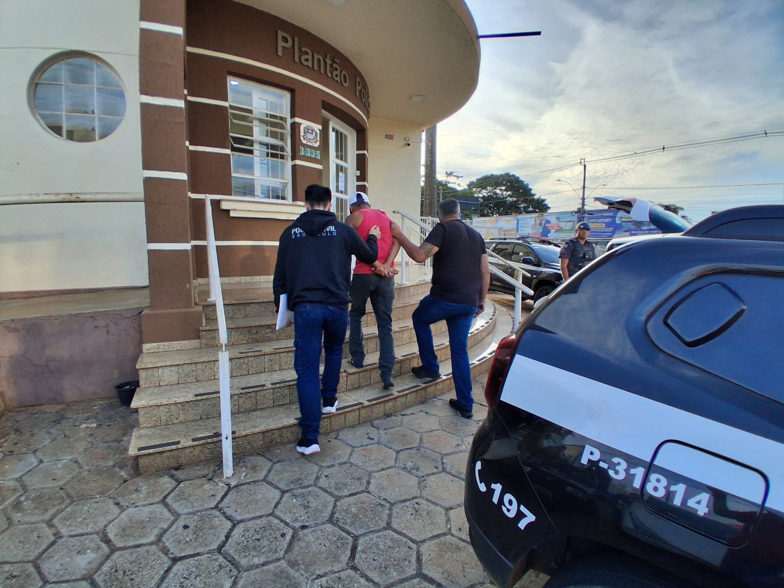 Operação da Polícia Civil prende suspeito de abuso sexual contra criança de seis anos em Avaré 