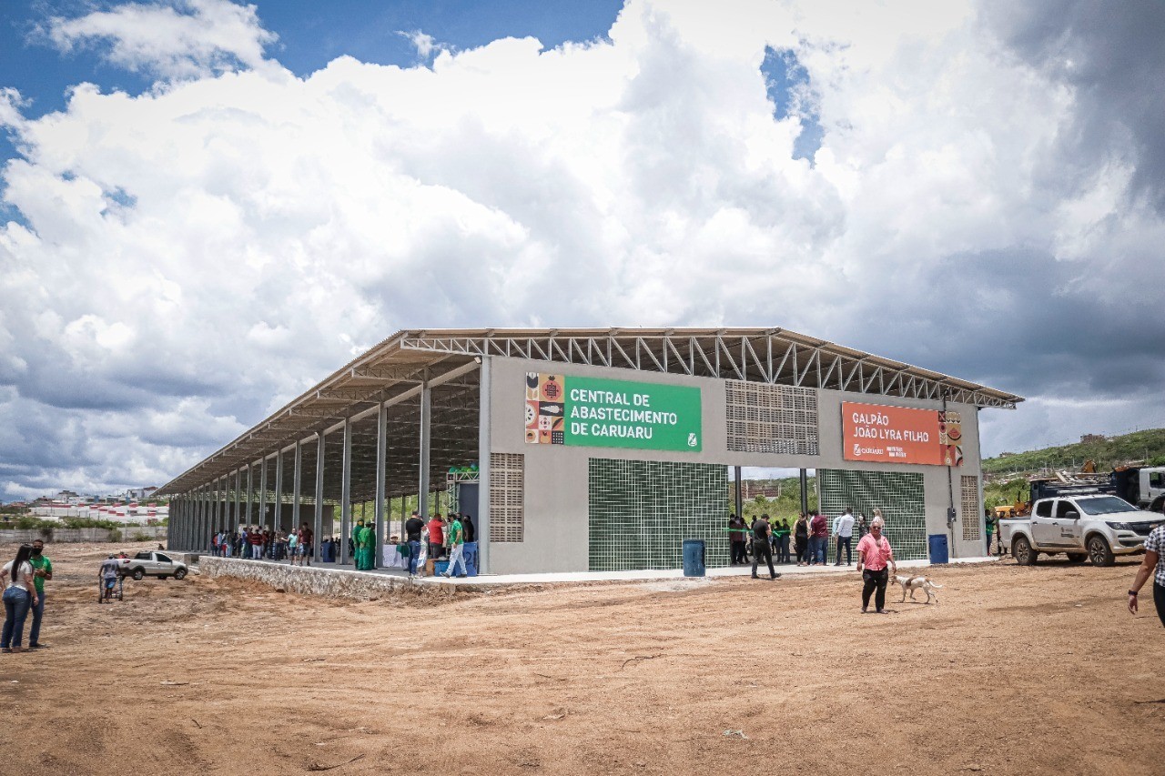 Funcionárias são presas suspeitas de furtar empresa na CEACA