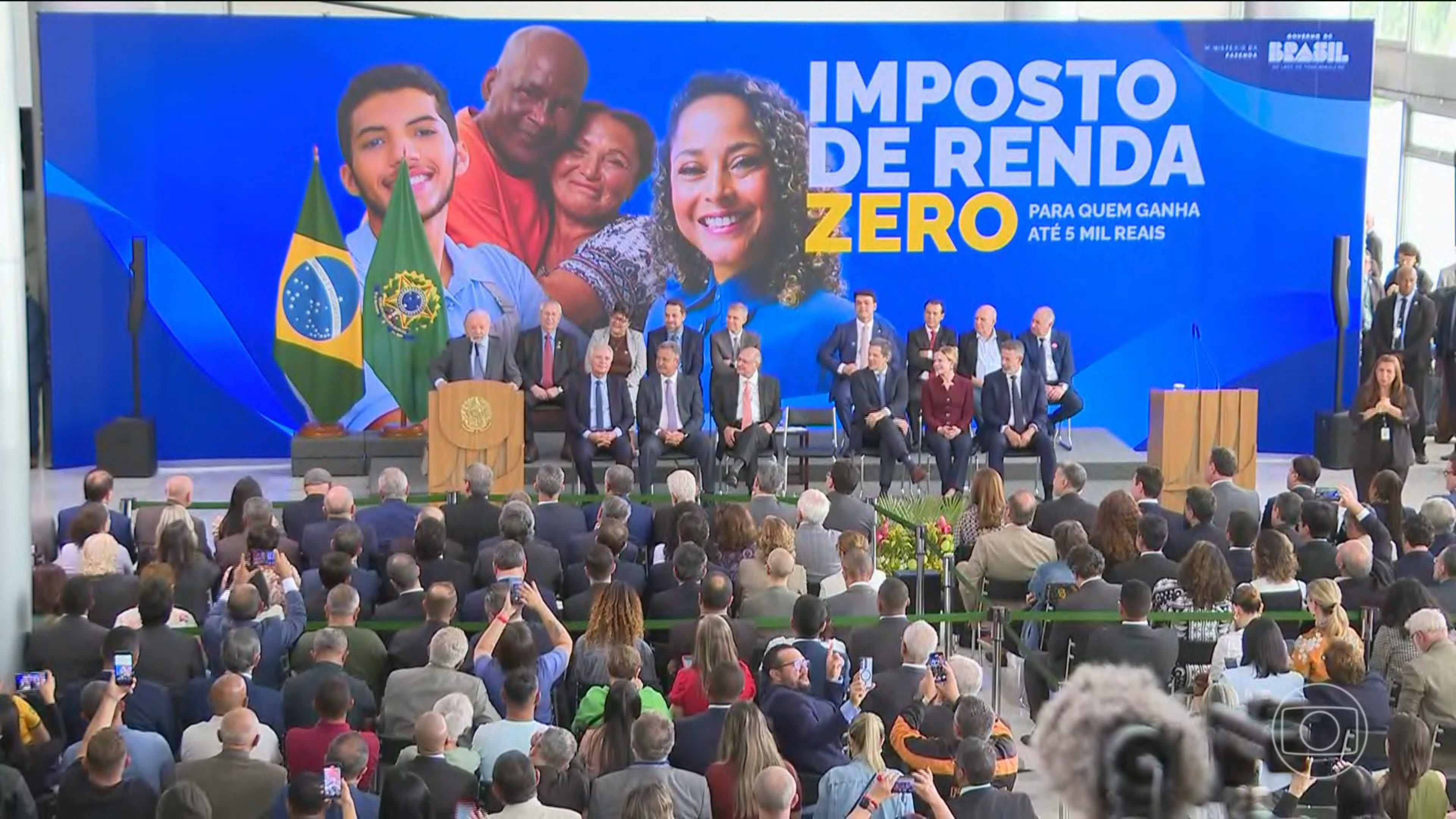 Ausência de Motta e Alcolumbre em evento de Lula para sancionar isenção do IR expõe crise política entre Congresso e Planalto