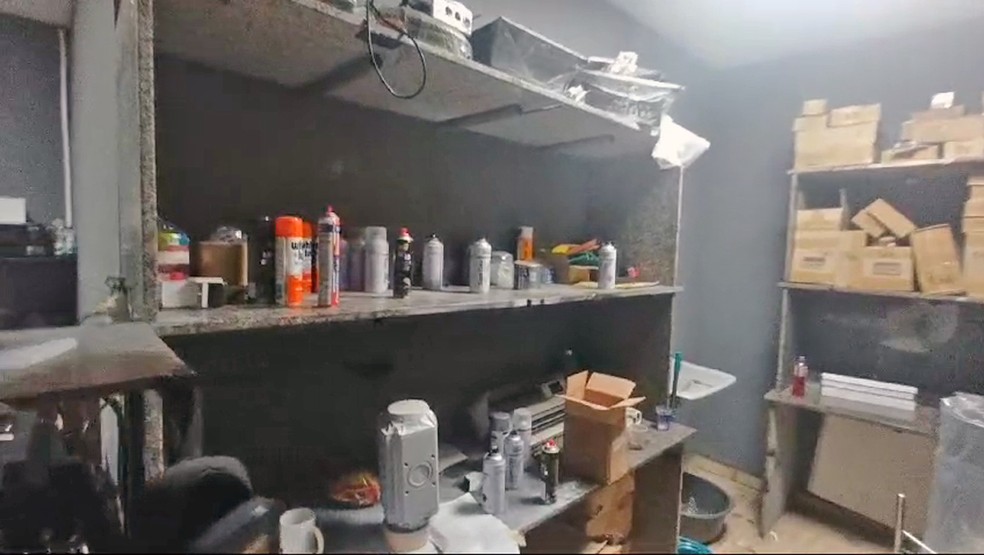Oficina onde peças vendidas para a Petrobras eram adulteradas — Foto: Reprodução/TV Globo